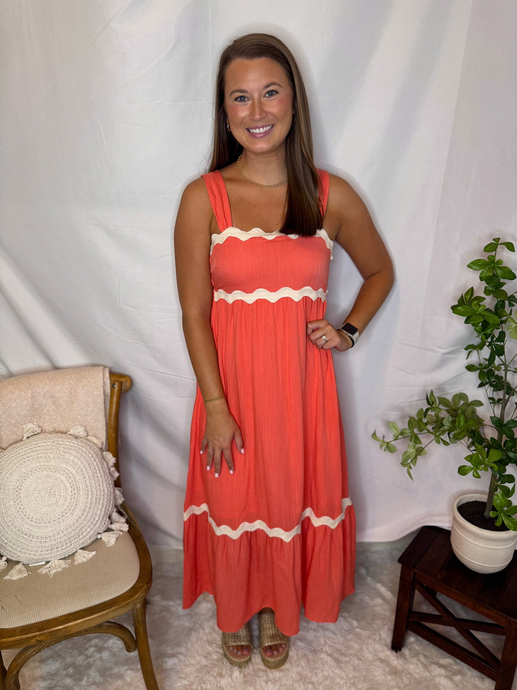The Wavy Trim Midi Dress